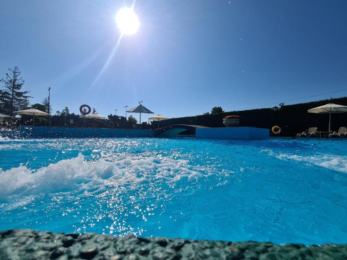 Hotel Rural Spa & Wellness Hacienda Los Robles Navacerrada Exteriör bild