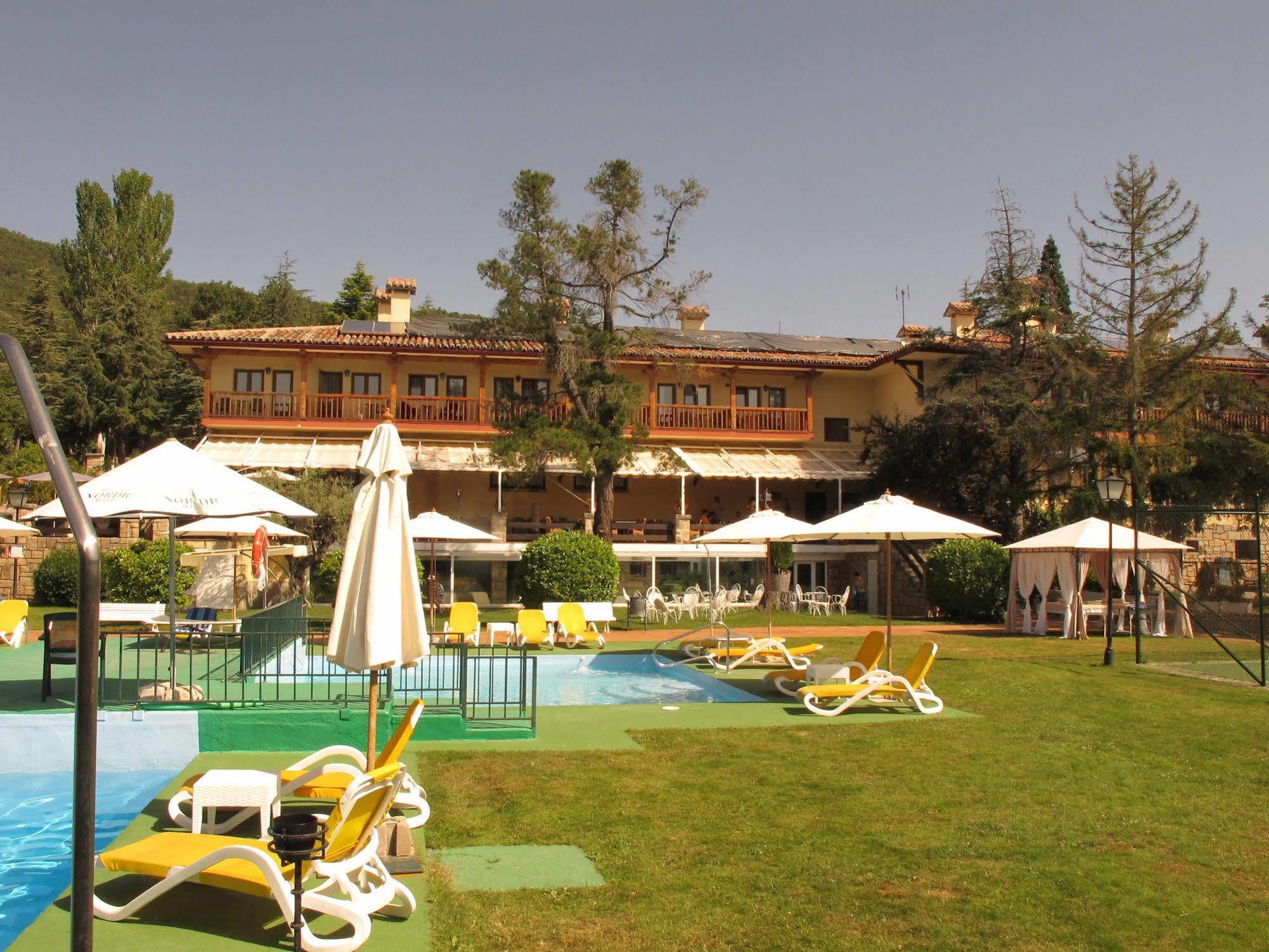 Hotel Rural Spa & Wellness Hacienda Los Robles Navacerrada Exteriör bild